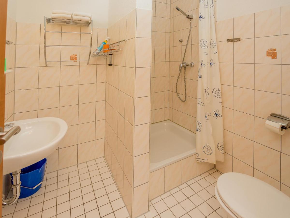 Haus Silbermowe Apartment Middelhagen Bagian luar foto